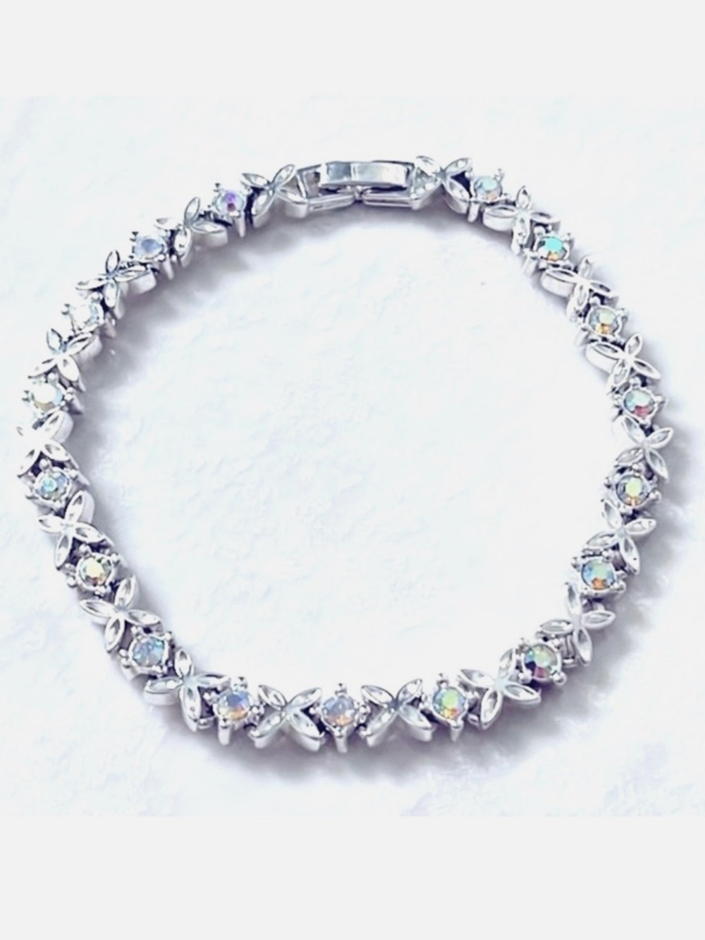 🌟HP🌟Premier Designs XO Aurora Borealis Crystal 6mm 7.75” Tennis Bracelet
